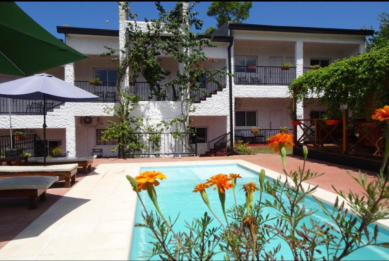 Mediterraneo Suites 푸에르토이과수 외부 사진