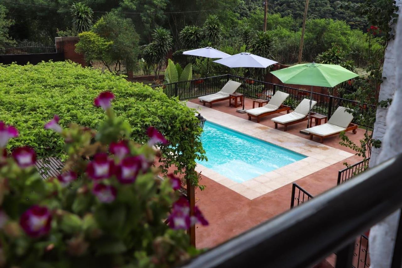 Mediterraneo Suites 푸에르토이과수 외부 사진