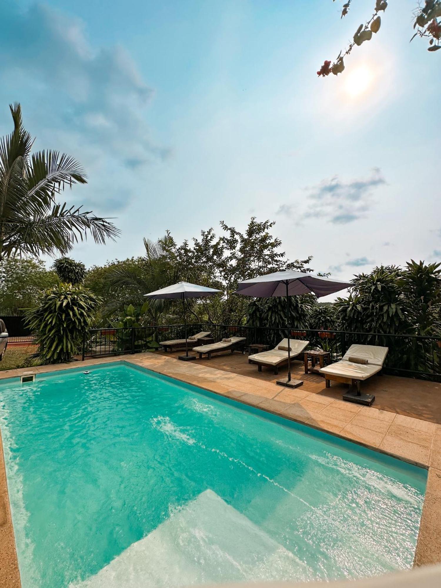 Mediterraneo Suites 푸에르토이과수 외부 사진